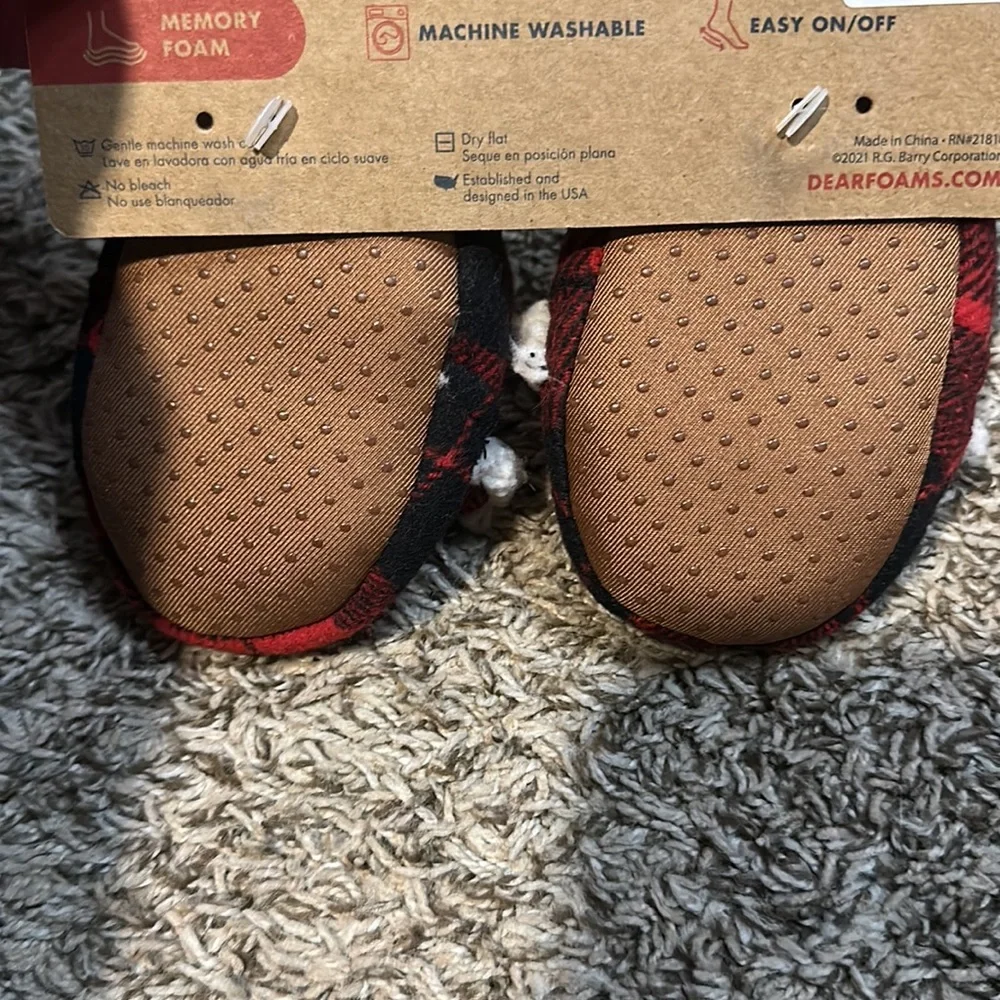 DEARFOAMS LIMITED EDITION BABY BEAR SLIPPERS: NWT: SZ 3-6 MTH